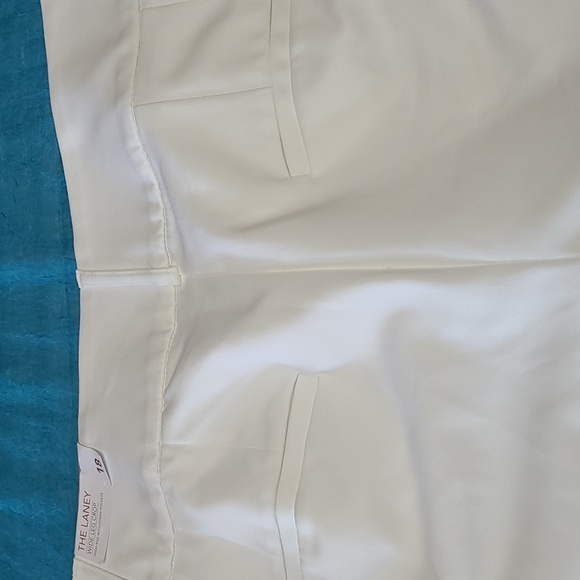 BNWT!! LANE BRYANT 18 WHITE DRESS CAPRIS - Picture 10 of 13